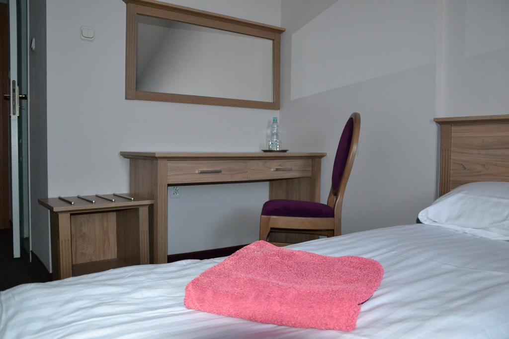 Góra Kalwaria Hotel&Restauracja Zlote Runo חדר תמונה