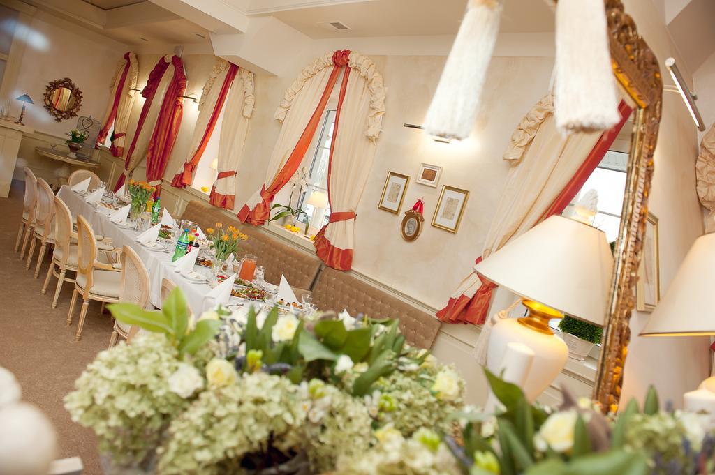 Góra Kalwaria Hotel&Restauracja Zlote Runo מראה חיצוני תמונה